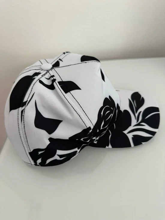 Women's Unbranded floral cap, black and white, new without tags. - Picture 4 of 6